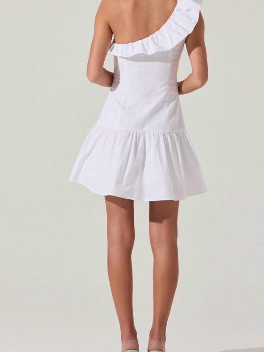 ASTR The Label One-Shoulder White Ruffle Mini Dress - Picture 2 of 2